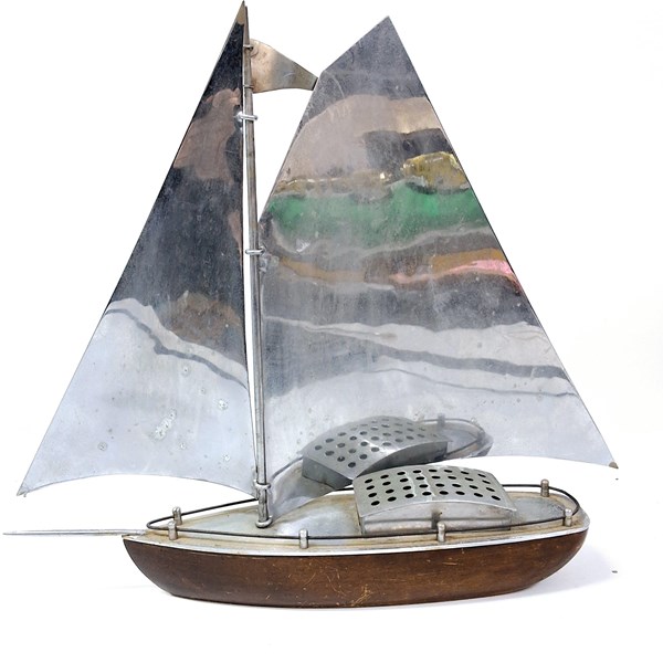 Lot 1385 - SAILBOAT ORNAMENT