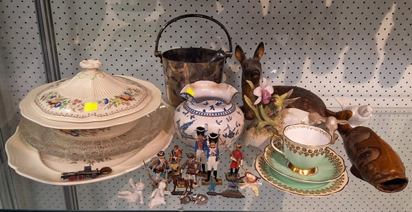 Lot 1358 - SERVINGWARE & HOME DECOR