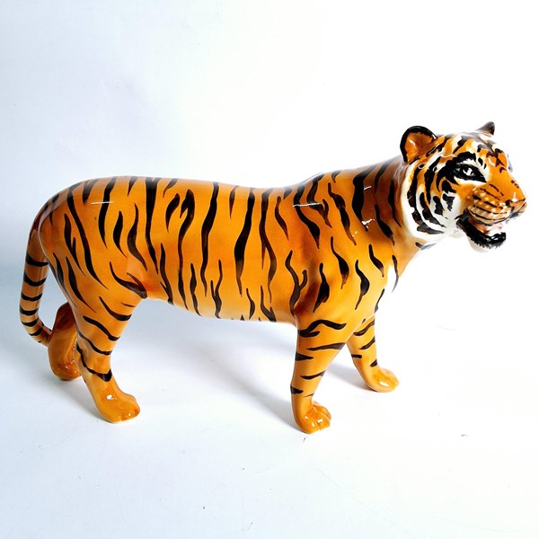 Lot 1046 - BESWICK TIGER