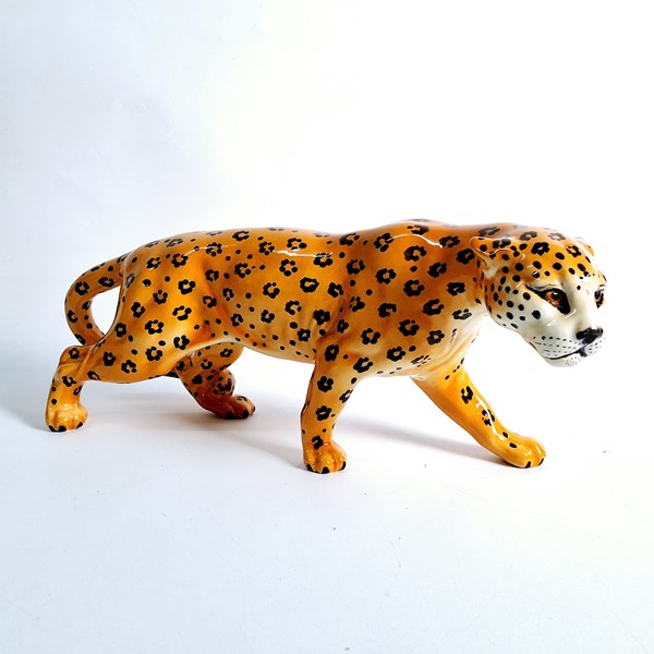 Lot 1185 - BESWICK LEOPARD