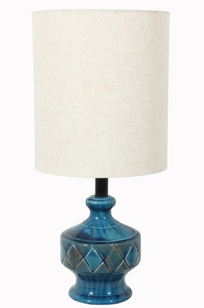 Lot 118 - TABLE LAMP