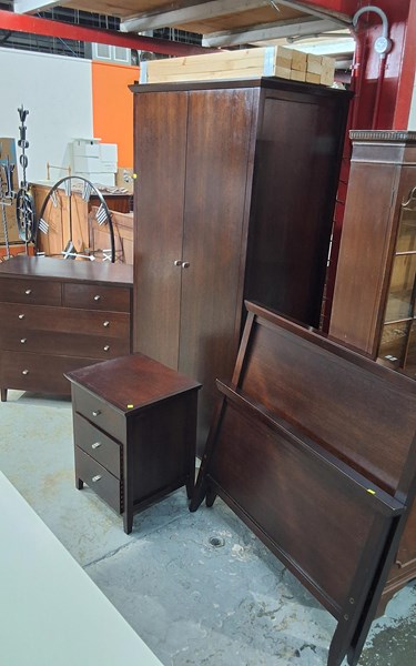 Lot 380 - BEDROOM SUITE