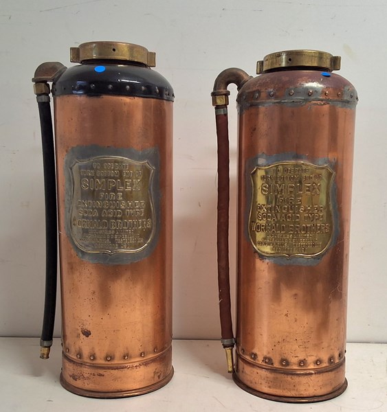 Lot 1130 - FIRE EXTINGUISHERS