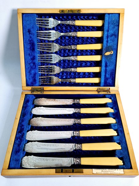Lot 1376 - CUTLERY