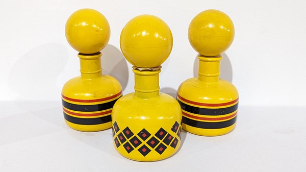 Lot 136 - ART GLASS DECANTERS