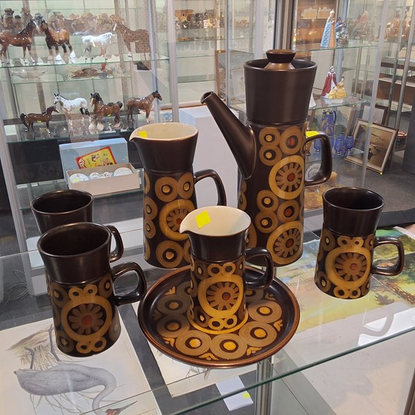 Lot 1213 - DENBY ARABESQUE