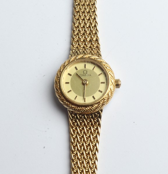Lot 1099 - OMEGA WATCH