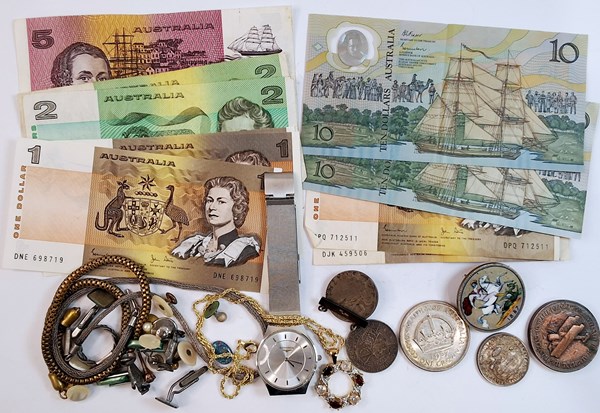 Lot 1120 - COLLECTABLES