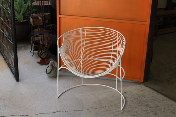 Lot 408 - ARMCHAIR