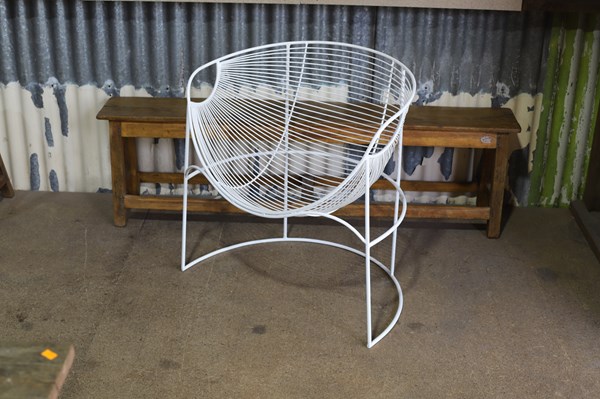 Lot 412 - ARMCHAIR