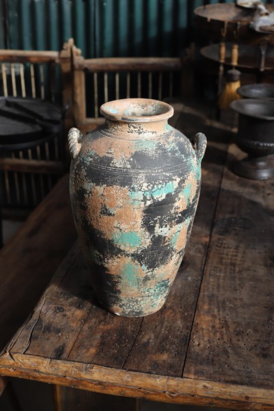 Lot 358 - POT