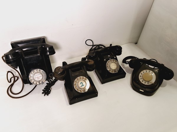 Lot 1236 - TELEPHONES