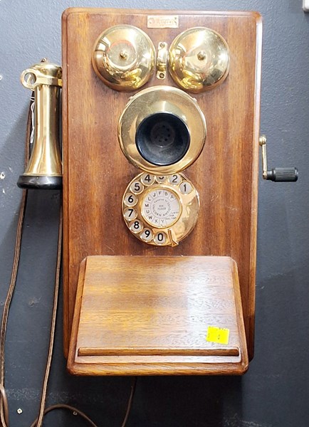 Lot 357 - TELEPHONE