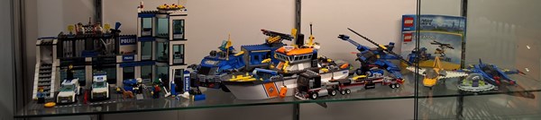 Lot 1472 - LEGO CITY SETS