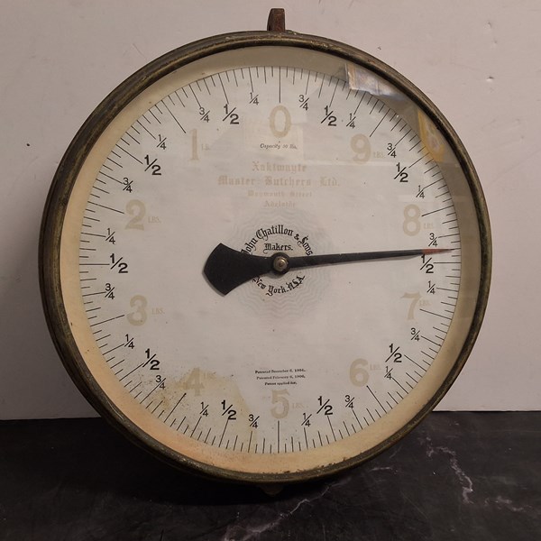 Lot 1382 - GROCERS SCALES