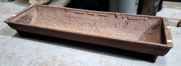 Lot 427 - WATER TROUGH