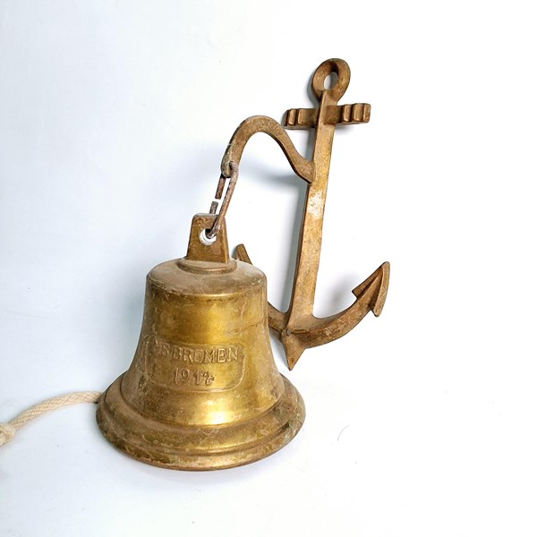 Lot 1365 - NAUTICAL DECOR