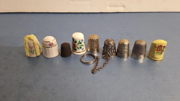 Lot 1124 - THIMBLES