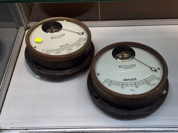 Lot 1532 - METROPOLITAN VICKERS METERS