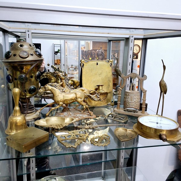 Lot 1513 - BRASSWARES