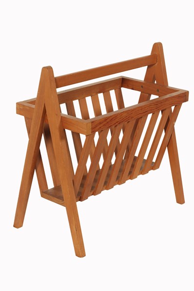 Lot 73 - MAGAZINE HOLDER