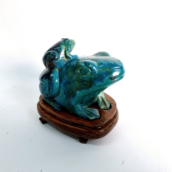 Lot 1389 - CARVED STONE FROGS