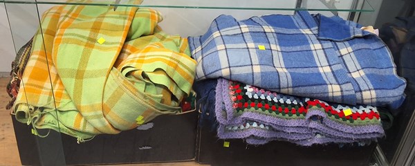 Lot 1467 - VINTAGE BLANKETS
