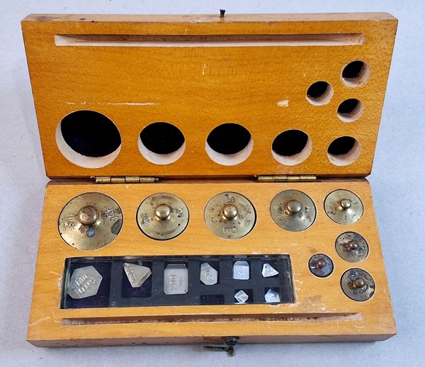 Lot 1287 - BOXED WEIGHTS