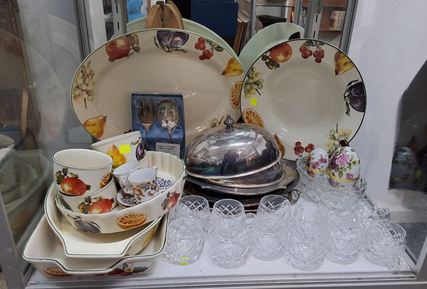 Lot 1515 - HOMEWARES