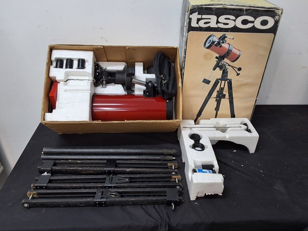 Lot 1437 - TELESCOPE