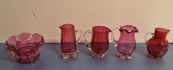 Lot 1134 - CRANBERRY GLASS