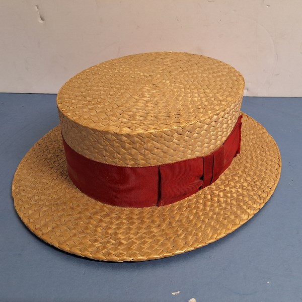 Lot 1315 - BOATER HAT
