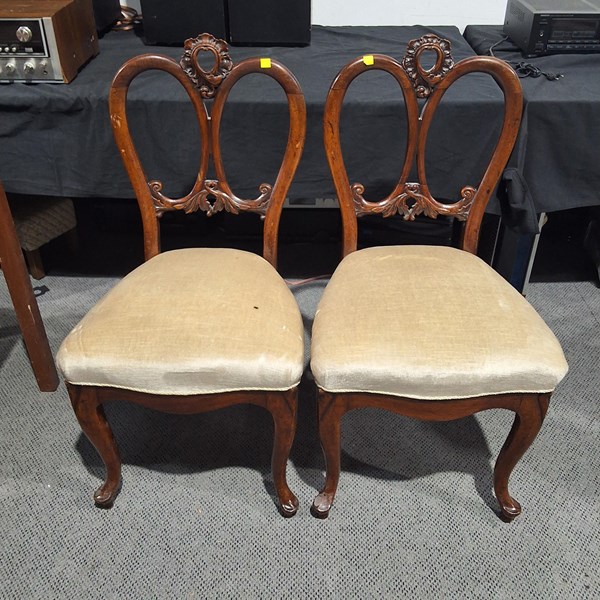 Lot 172 - CHAIRS