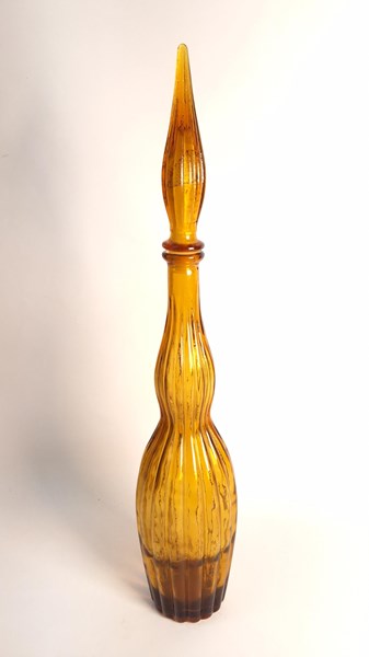 Lot 1464 - GENIE BOTTLE