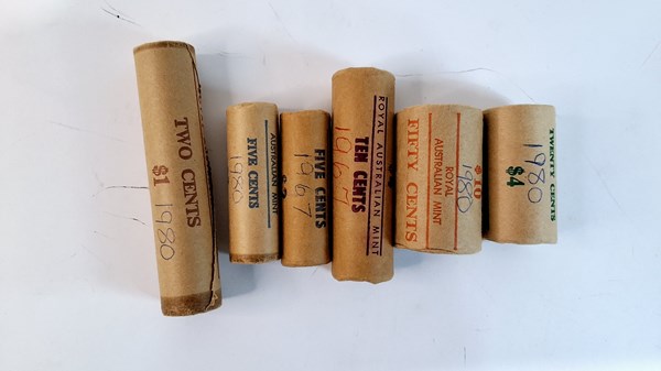 Lot 1062 - COINS