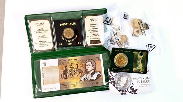 Lot 1063 - COINS