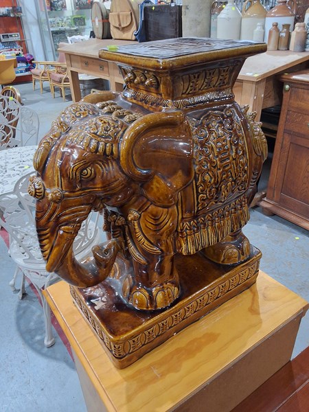 Lot 196 - ELEPHANT STOOL