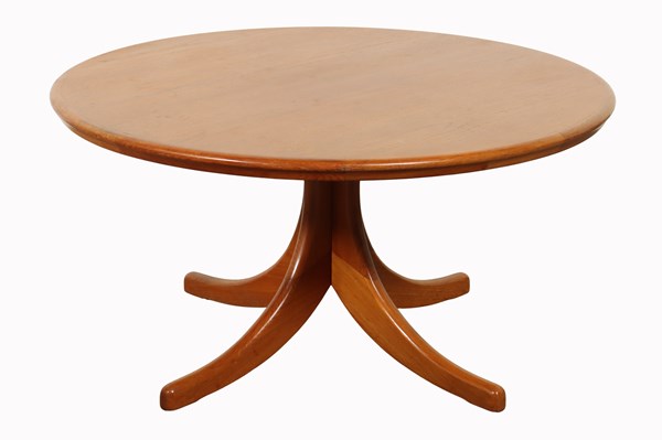Lot 37 - TEAK COFFEE TABLE