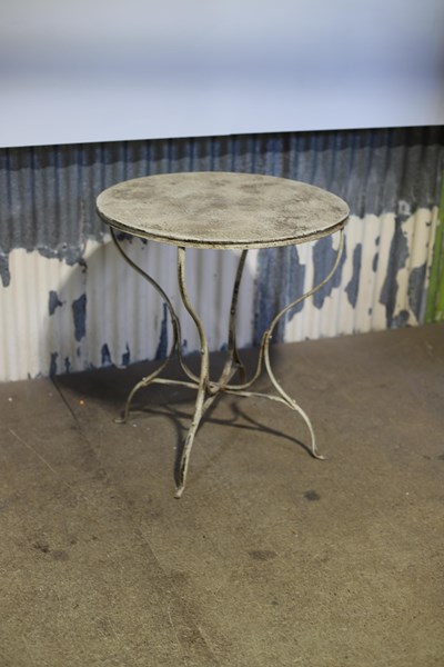 Lot 66 - OUTDOOR TABLE