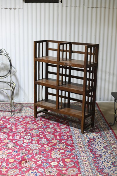Lot 69 - SHELF