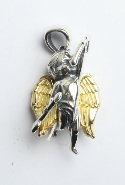 Lot 1029 - SILVER CUPID PENDANT