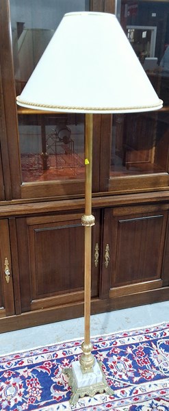Lot 228 - STANDARD LAMP