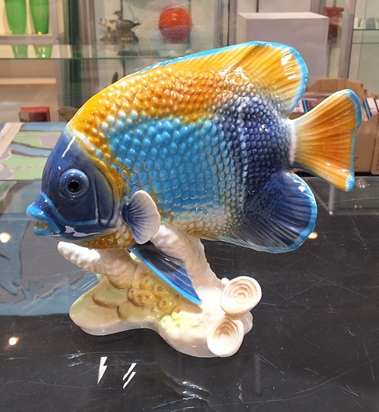 Lot 1181 - GOEBEL FIGURE