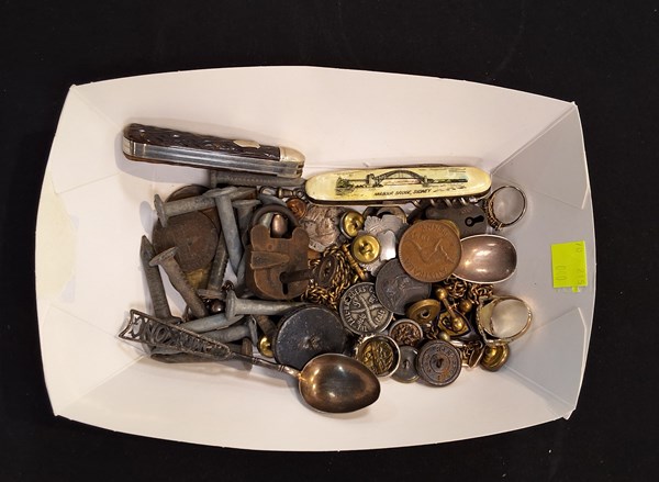 Lot 1066 - COLLECTABLES
