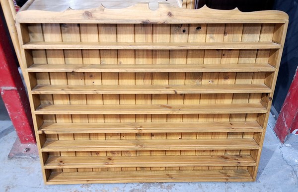 Lot 436 - SPICE RACK