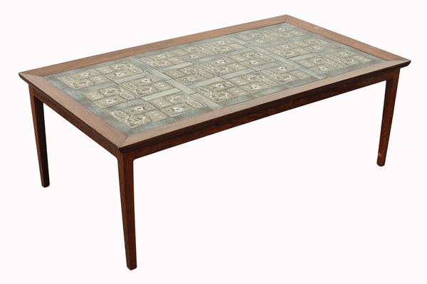 Lot 173 - TILED TOP COFFEE TABLE