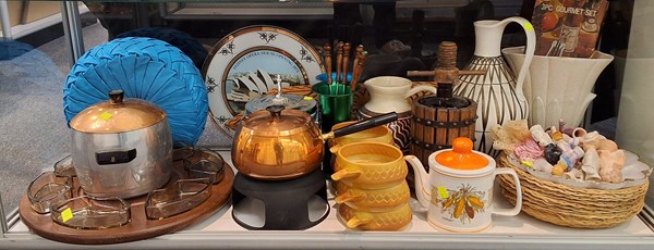 Lot 1367 - RETRO HOMEWARES