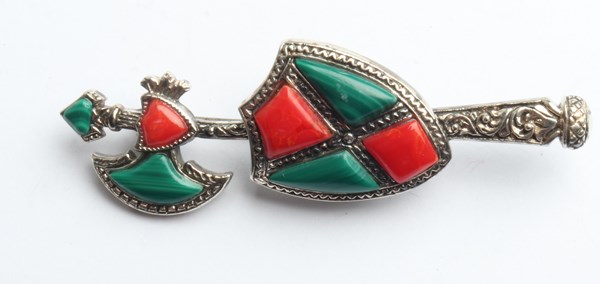 Lot 1022 - BROOCH