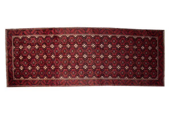 Lot 105 - KURDISH RUG