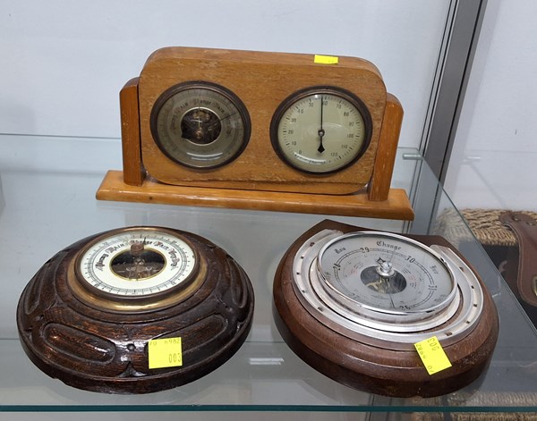 Lot 1414 - BAROMETERS